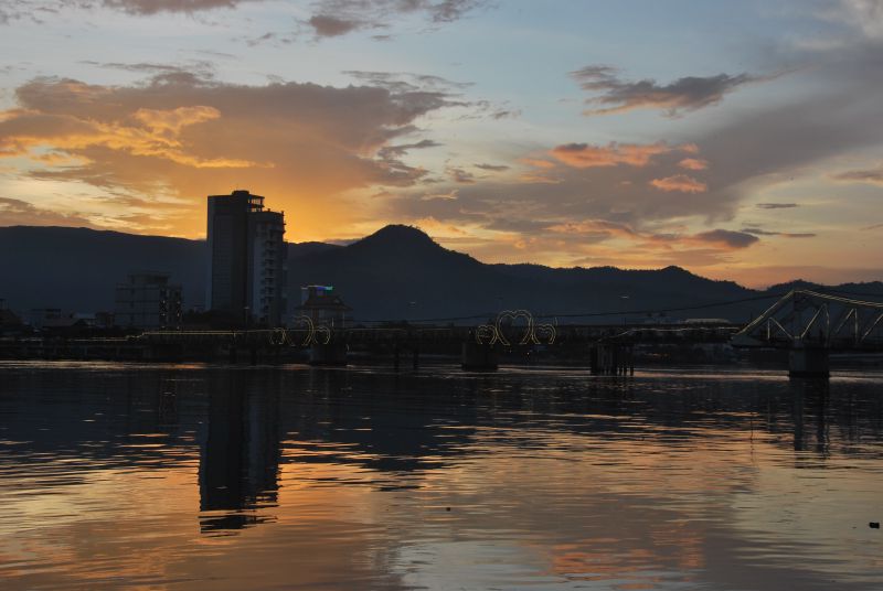 The Bay Boat Eco Cruise